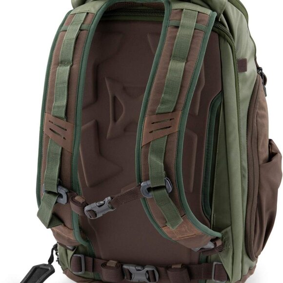 Vertx Gamut 2.0 Backpack, Canopy Green/Grizzly Shade - Picture 3 of 13
